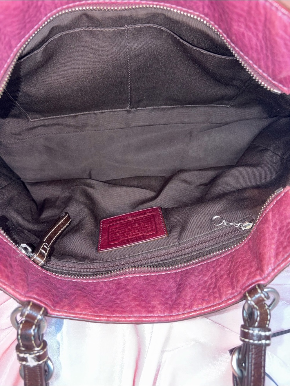 Vintage Authentic Coach Pebbled Leather Shoulder Chelsea Bag - Burgundy - Picture 5 of 7